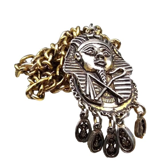 Vintage Large King Tut Pendant on Chunky Gold Tone Curb Link Chain Egyptian Phar - Picture 4 of 5